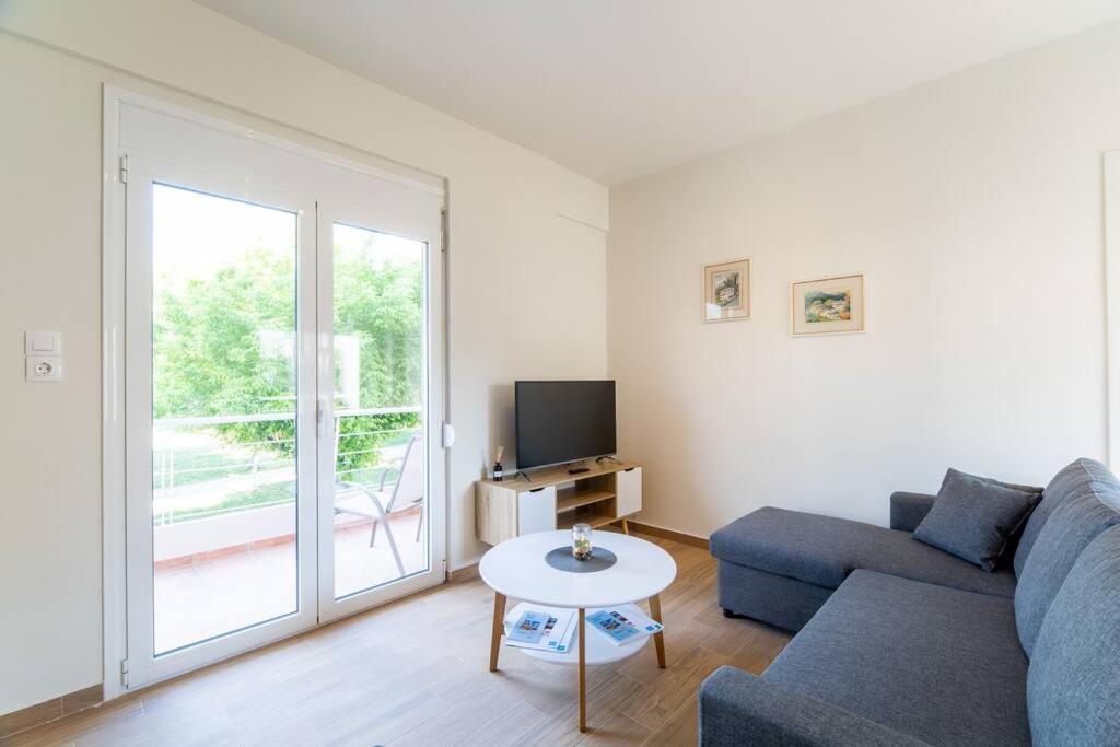 Volos Horizon Oasis Apartment #1 ภายนอก รูปภาพ